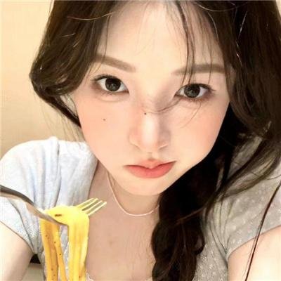 深夜中的企鹅